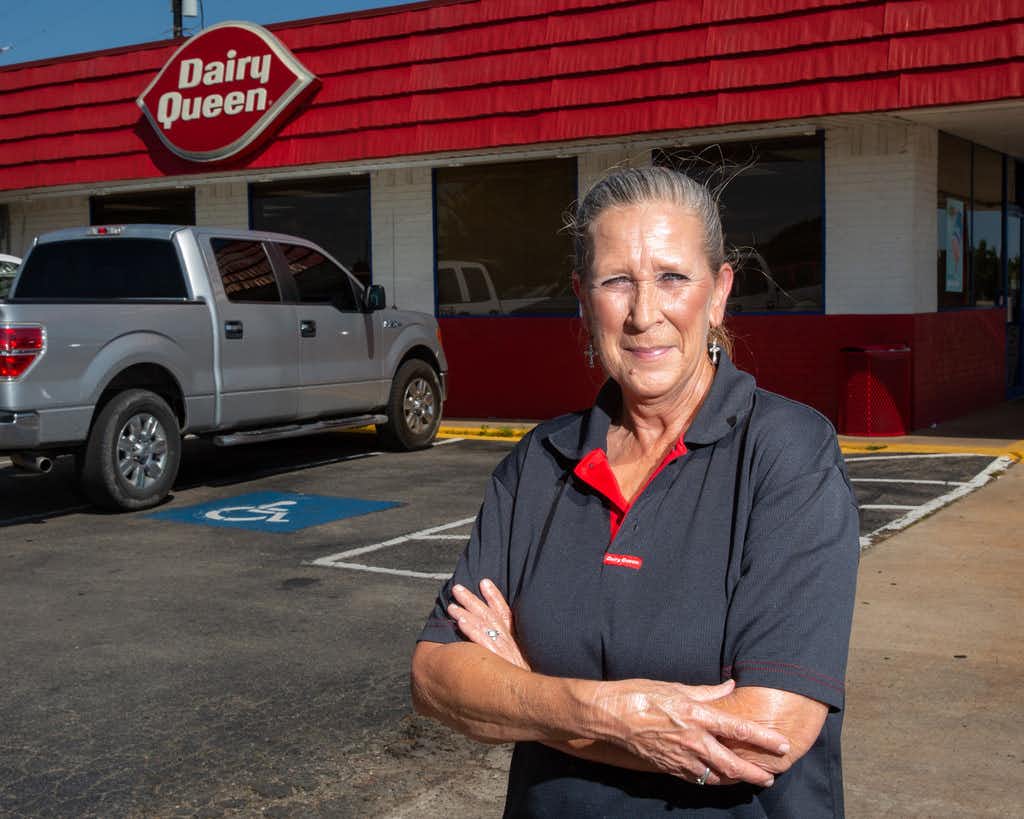 Teresa Thompson, a cook at the Dairy Queen in Cooper, witnessed the fire at the neighboring Enloe State Bank.(Lynda M. Gonzalez/Staff Photographer)