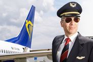 flights pilots ryanair pilot experience training budget airlines 