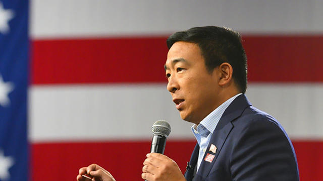 1002-cbsn-andrewyangcampaign-xjv-1944974-640x360.jpg 