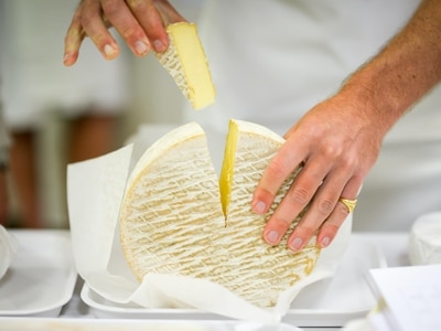 Virtual Cheese Awards urge public to eat British produce in ‘time of great need’