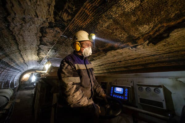 Mining, a backbone of Russia’s economy, has suffered in particular in the second quarter, the Russian statistics agency said.