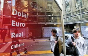 In Argentina the mistrust of local currency and economic policies, makes people hoard US dollars, no matter the quantity, many of them at home