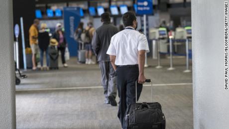 American Airlines pilot: Thousands of us could lose our jobs this week if Congress doesn&#39;t step up